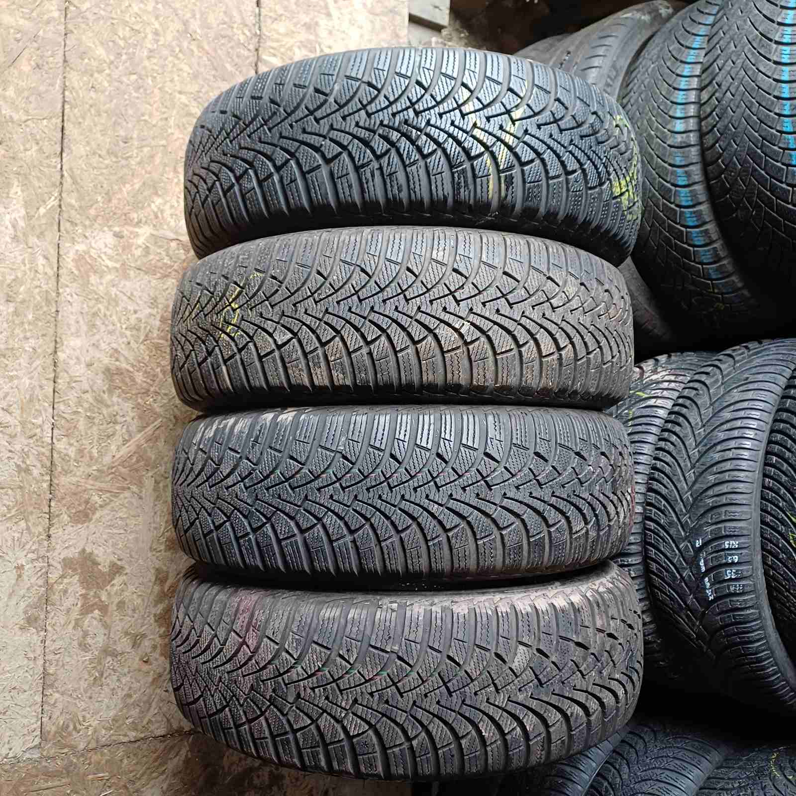 Goodyear Ultra Grip 9+ 205/60R16